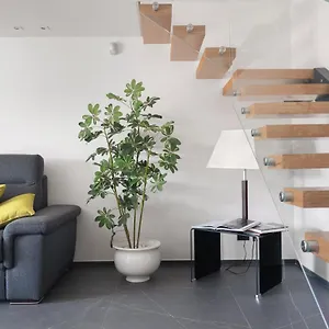 https://archimedes-luxury-apartment.sicilyhotelsitaly.net