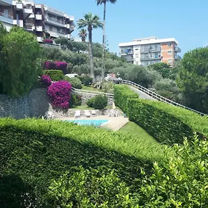 https://gallinara-home.hotelitalianriviera.com