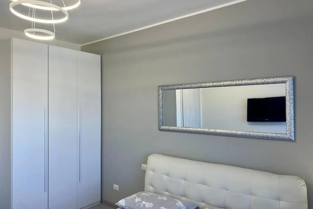 Apartment In Milan - Bicocca Near University